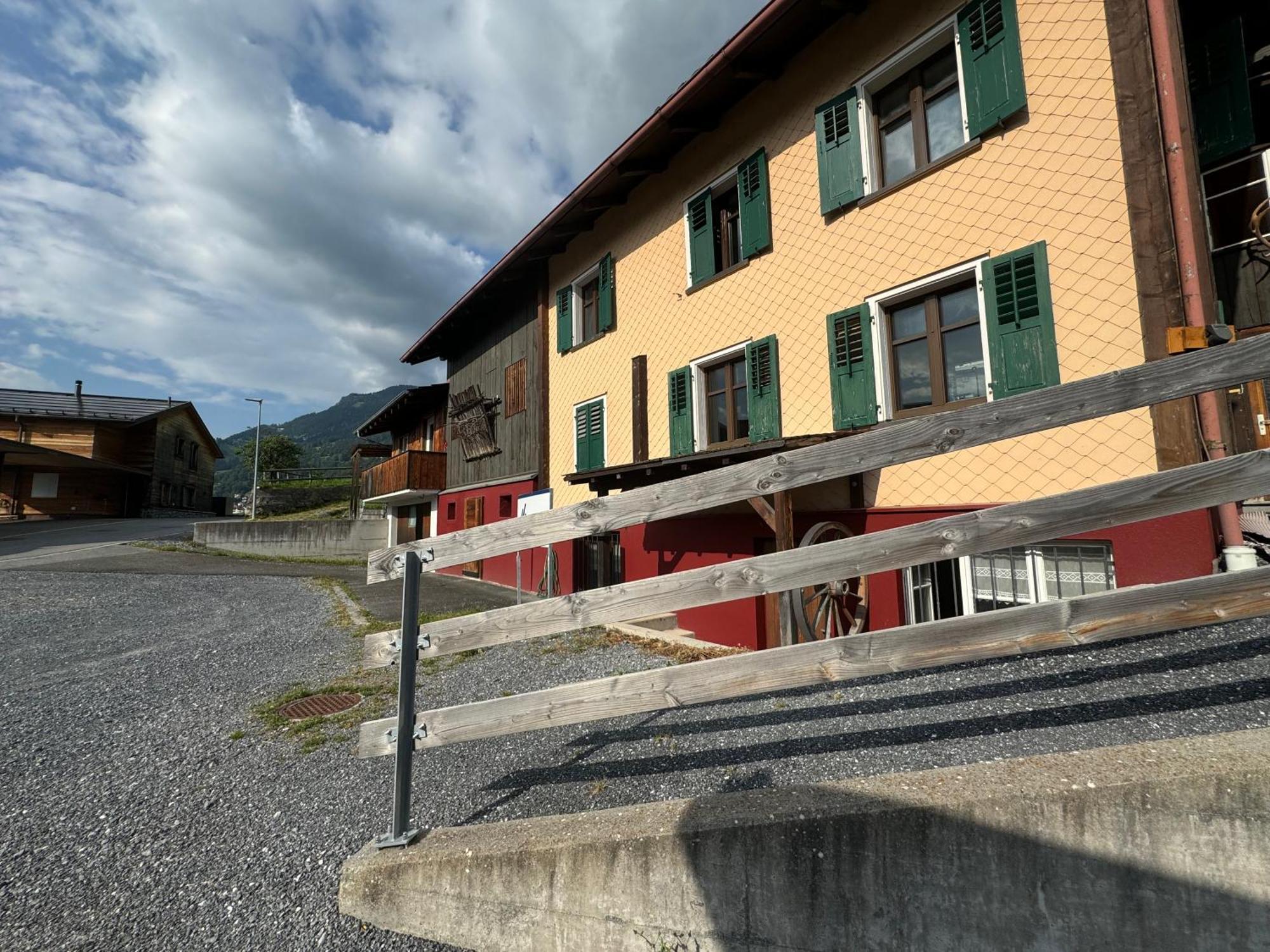 Alpenhaus, Farmhouse Apartment Triesenberg Exterior foto